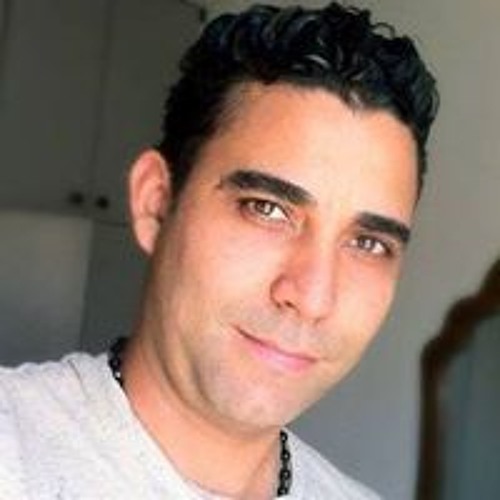 Aryeh Gustavo Kalderon’s avatar
