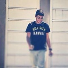 Victor Camargo 29