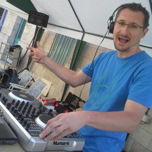 Simon Patterson - Thump Taxi (D-Vine Mashup)