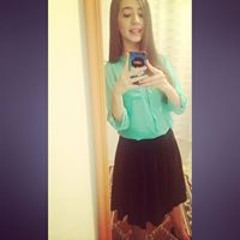 Caroline Camargo 8