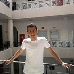 أغنية يا أغلى اسم فى الوجود ( mq ).mp3
