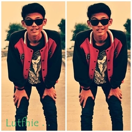 AMBULANCE PANIC VOICE - TINGGALKAN SENDIRI