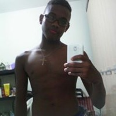 Thiago Soares canta Arlindo Cruz _ Reinaldo _ Sombrinha (Part. PC Macabu).m4a