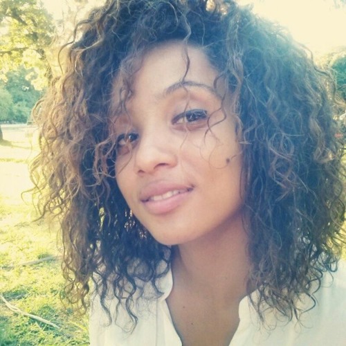 Stream Gabriela Moura 22 Music Listen To Songs Albums Playlists For Free On Soundcloud