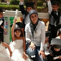عم اعشق انا..  يارا