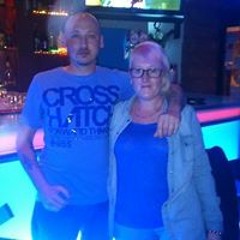 Gareth An Kate Davies