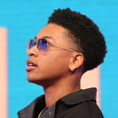 Jacob Latimore - -Heartbreak Heard Around The World- (Acoustic Perez Hilton Performance)