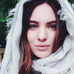 Simone Layla Joy Lee