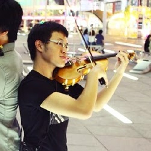 黃冠毓（Yves Huang）’s avatar