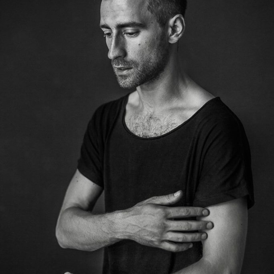Stream Matthew Dekay & Lee Burridge vs Red Carpet - Alright