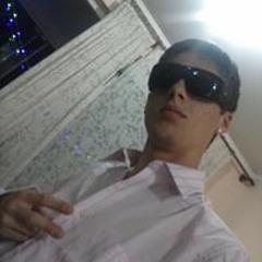 Elton Baú