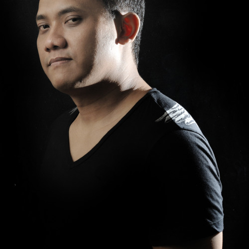 Adham Nasri & Shafiq Exceed  -  Gravitas (Original Mix)(PREVIEW)