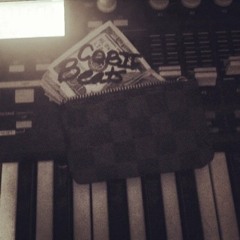 Follow my NEW ACCOUNT