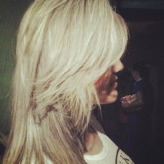 lari ferreira