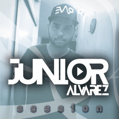Junior Alvarez @Jrcesz