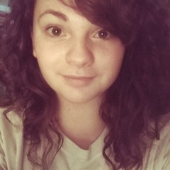 Felicity Church (Maggie)