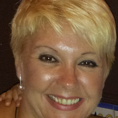 Toñi Almela