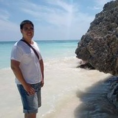 Luis Lee