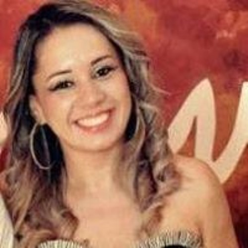 Adriana Rodrigues’s avatar