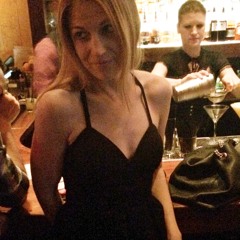 Game of Thrones theme (basic piano chords, rough)