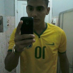 Luan Assunção.