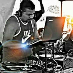 Tony Trón aka Anthony Gee