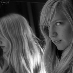 K∆TELYN ✖ WΞLLS