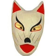 KITSUNé