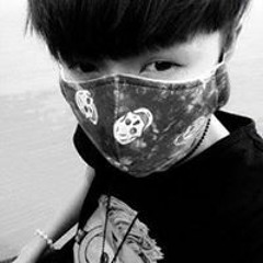 Bé Tùng 1