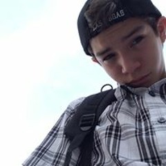 Daniel Flores 318