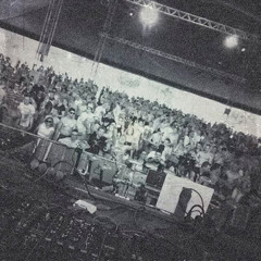 NOIZE SUPPRESSOR Vs ANGERFIST LIVE PART 1 @ MASTERS OF HARDCORE POLE POSTION