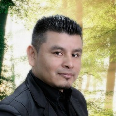 Miguelito Tambriz Cantante Catolico