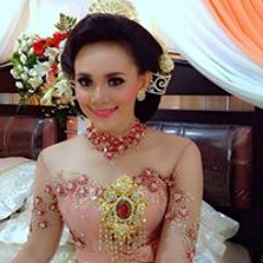 Dina Oktaviani Nugroho