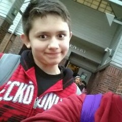 Izzy (fizzlemcdizzle)