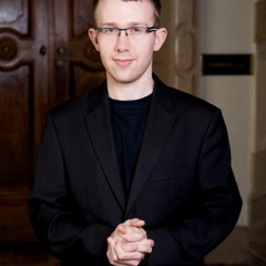 MD_pianist & composer