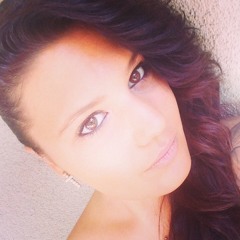 Nadeshna Anastacia BoMo