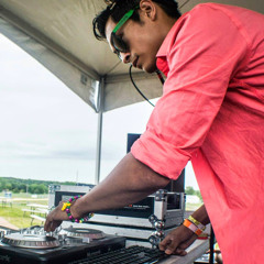 DJ Xavier Herrera
