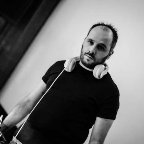 Roger Stiller - Free music on ToneDen