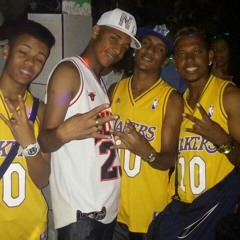 Mc Fitt e Os Envolventes - Enverga Mas Não Quebra (dj pejota da furacão 2000)