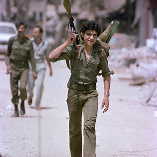 من انت .. فلسطيني