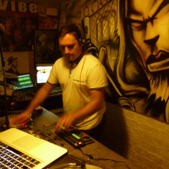 DJ-Yani