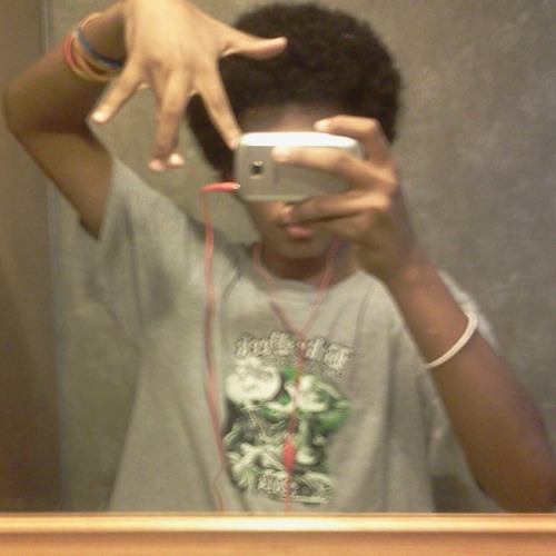 young_boss100’s avatar