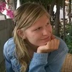Emma De Rouck