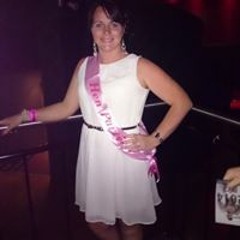 Michelle Nicholson 16