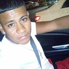 Alejandro Salinas 36