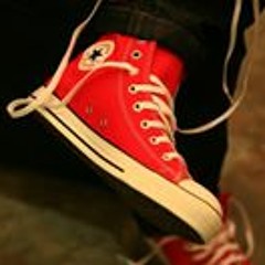 converse สีแดง