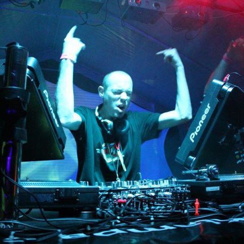 Eurythmics - Sweet Dreams (Dubstep in PillFORM)