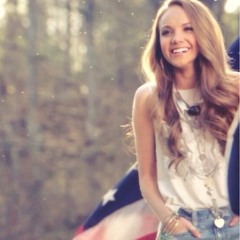 Danielle Bradbery - Grand Ole Opry - August 2018