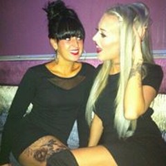 Laura Inthepink Banks