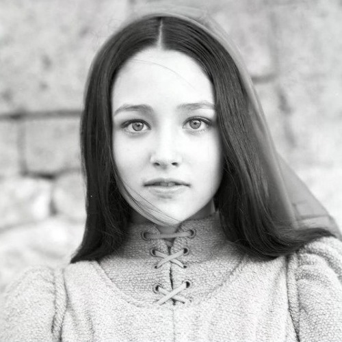 Olivia Hussey Bloger Arrey1996 Na Sajte Spletnik Ru 27 Avgusta 2016 Spletnik